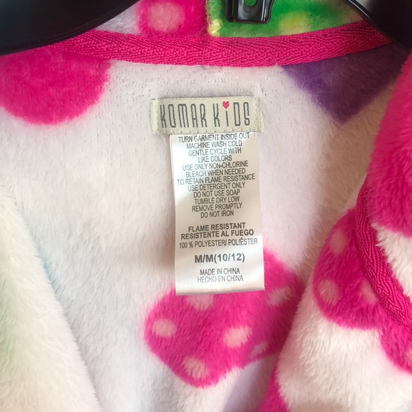 3/$20 - Girls hooded bathrobe - Picture 3 of 5